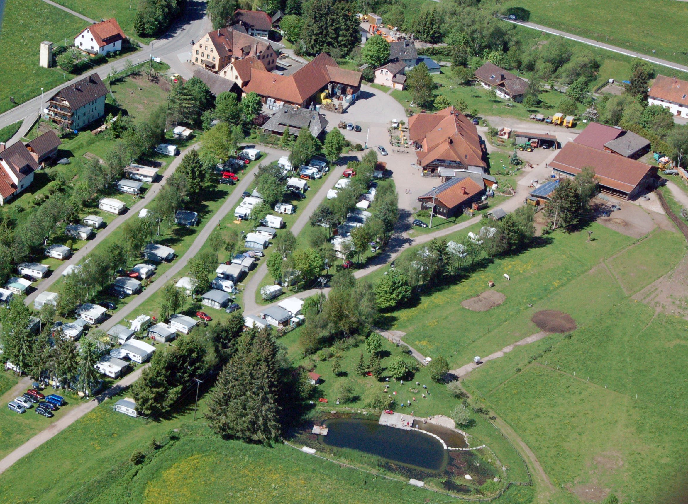 camping glser Graviertes Weinglas fr Camper mit Wunschname  geschenke-online.de